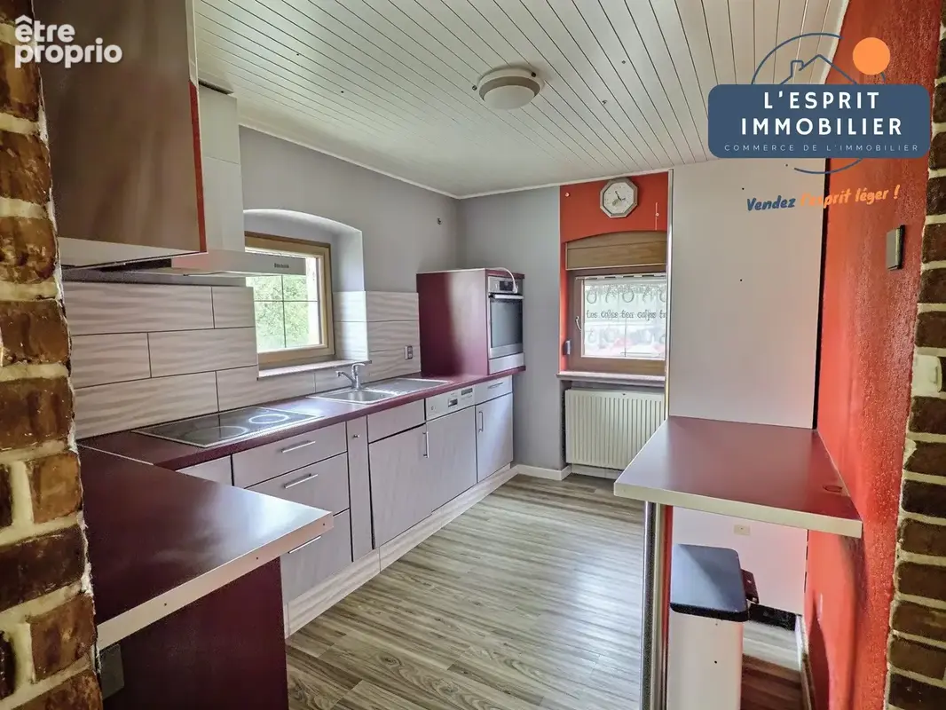 Maison 97 m² à Petite-Rosselle  - photo 8