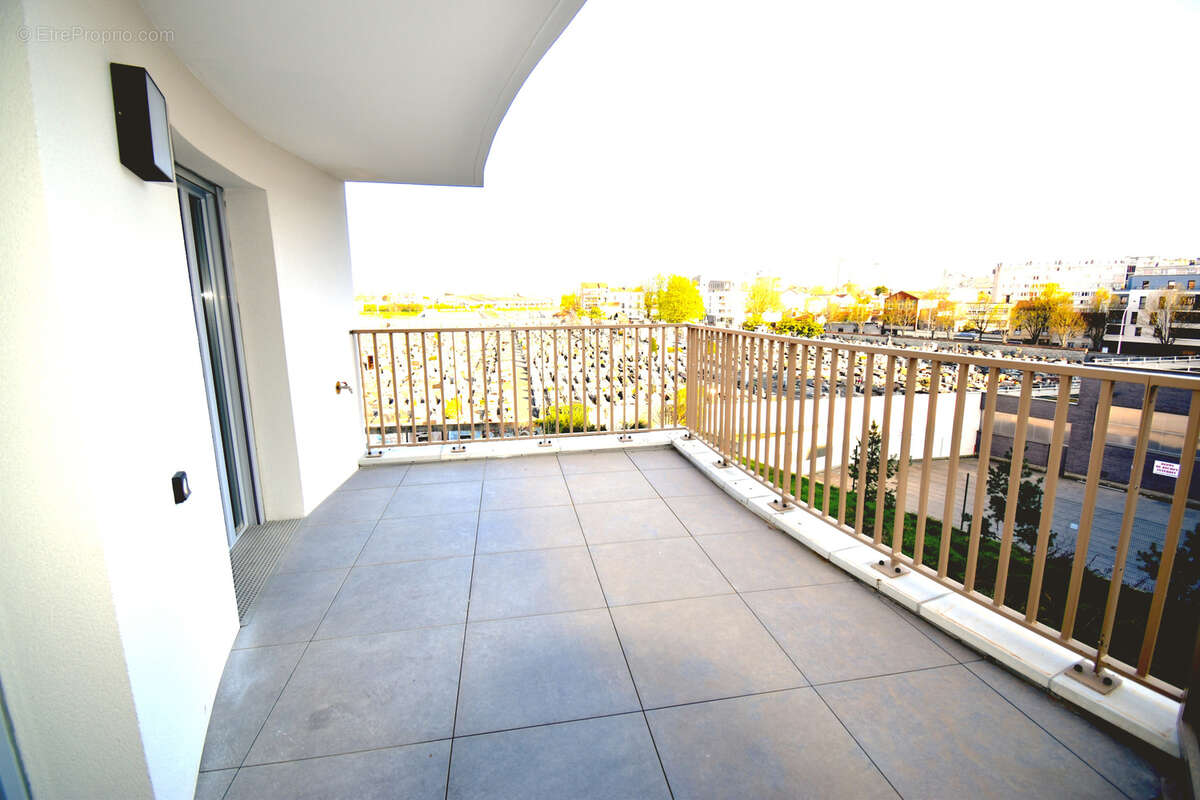 Appartement à AULNAY-SOUS-BOIS