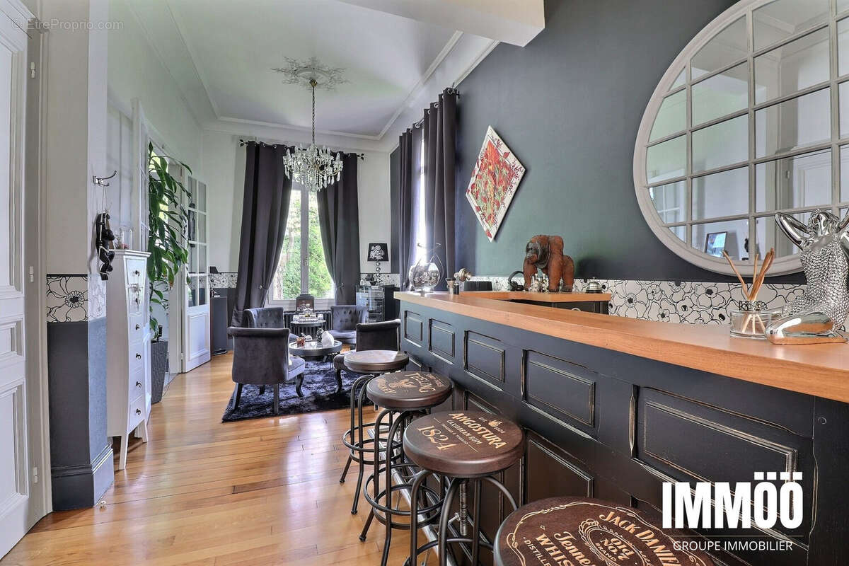 Maison à ARQUES-LA-BATAILLE