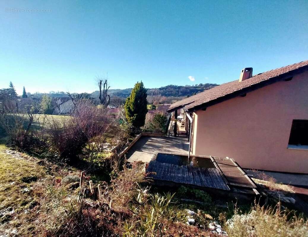 Maison à SAINT-VERAND