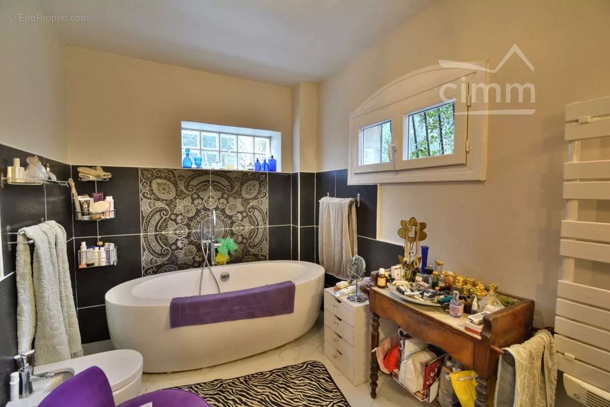 Maison à LAROQUE-DES-ALBERES