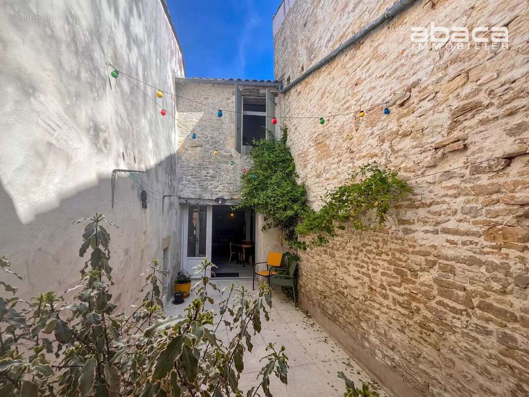 Maison à LE BOIS-PLAGE-EN-RE