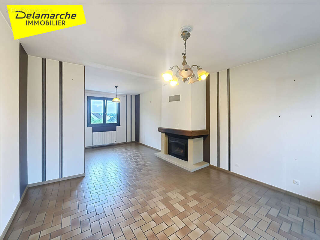 Maison à MARCEY-LES-GREVES