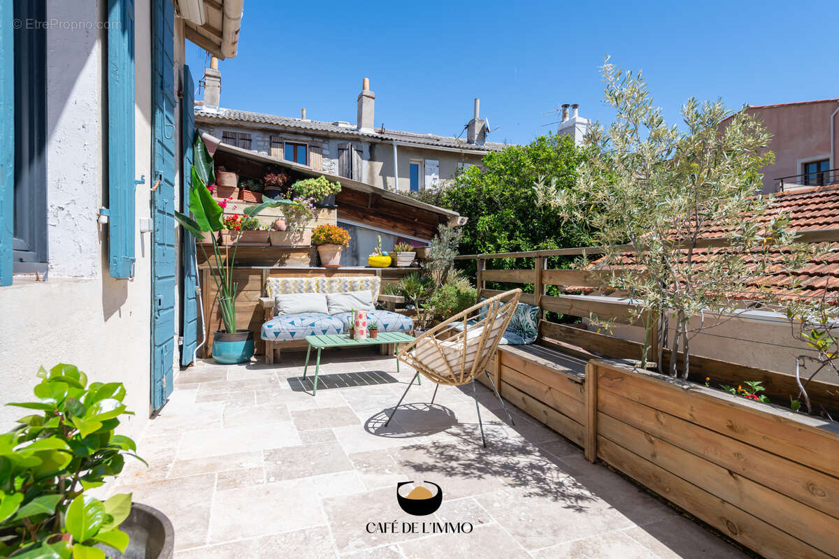Appartement à MARSEILLE-8E