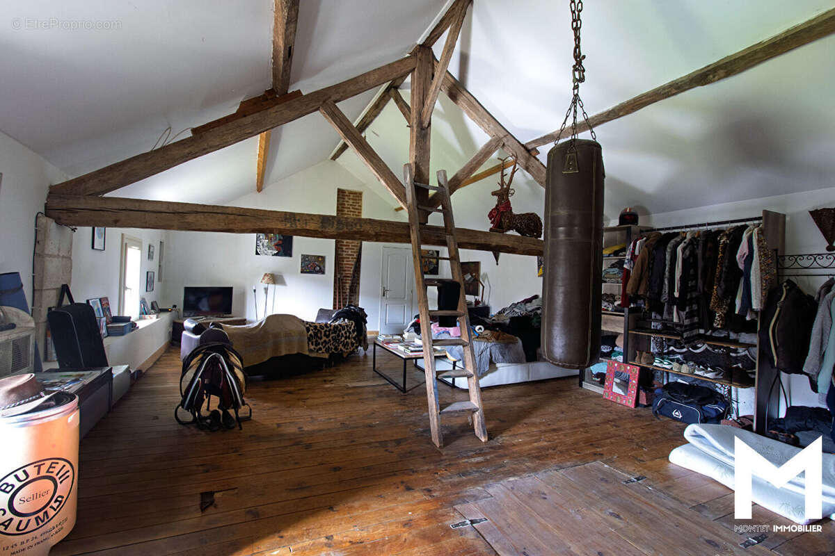 Corps de ferme + gîte - photo 10