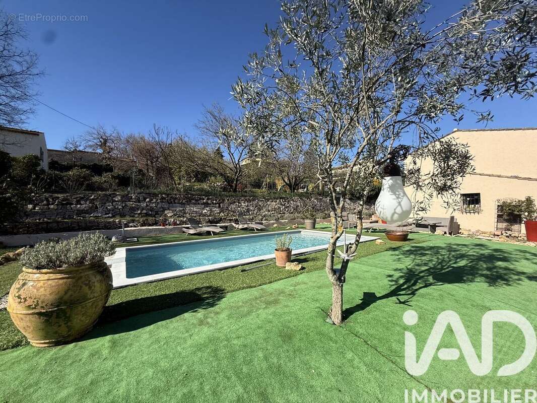 Photo 3 - Maison à SAINT-CEZAIRE-SUR-SIAGNE