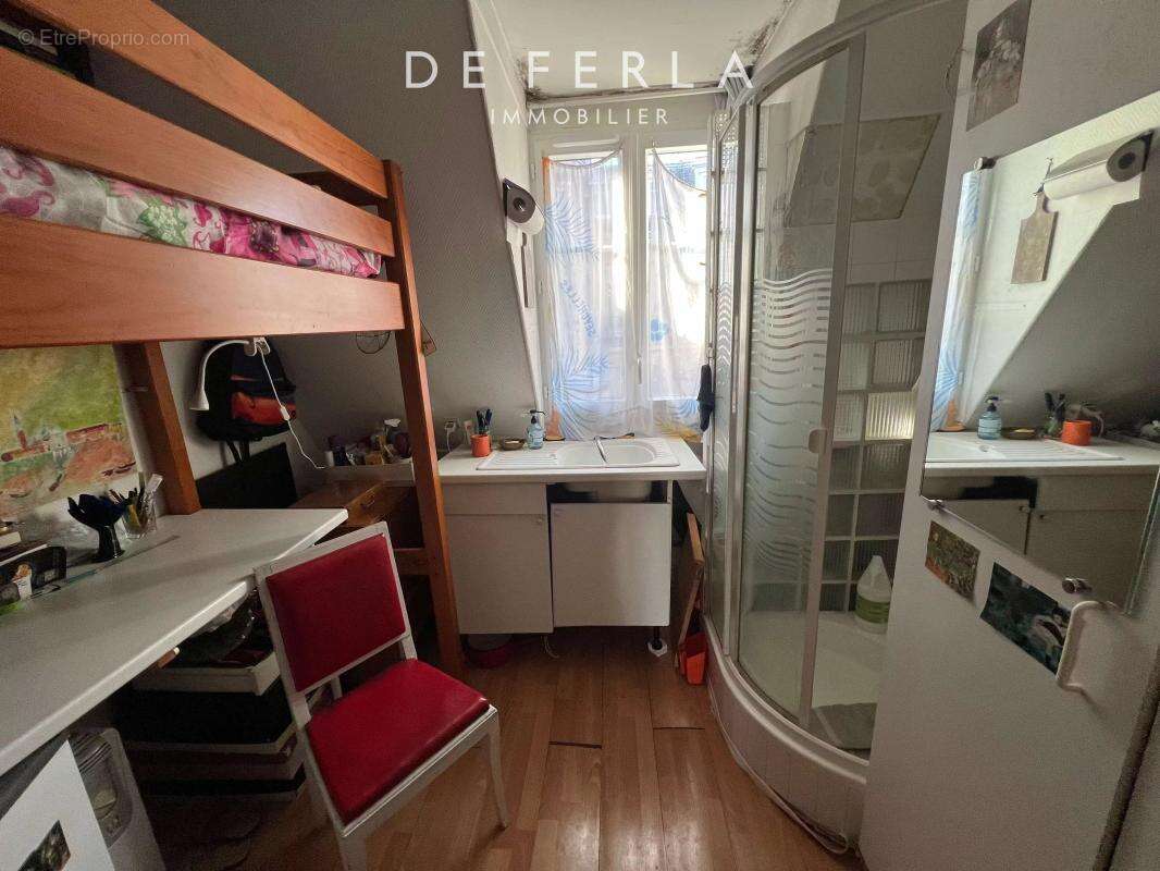 Appartement à PARIS-7E