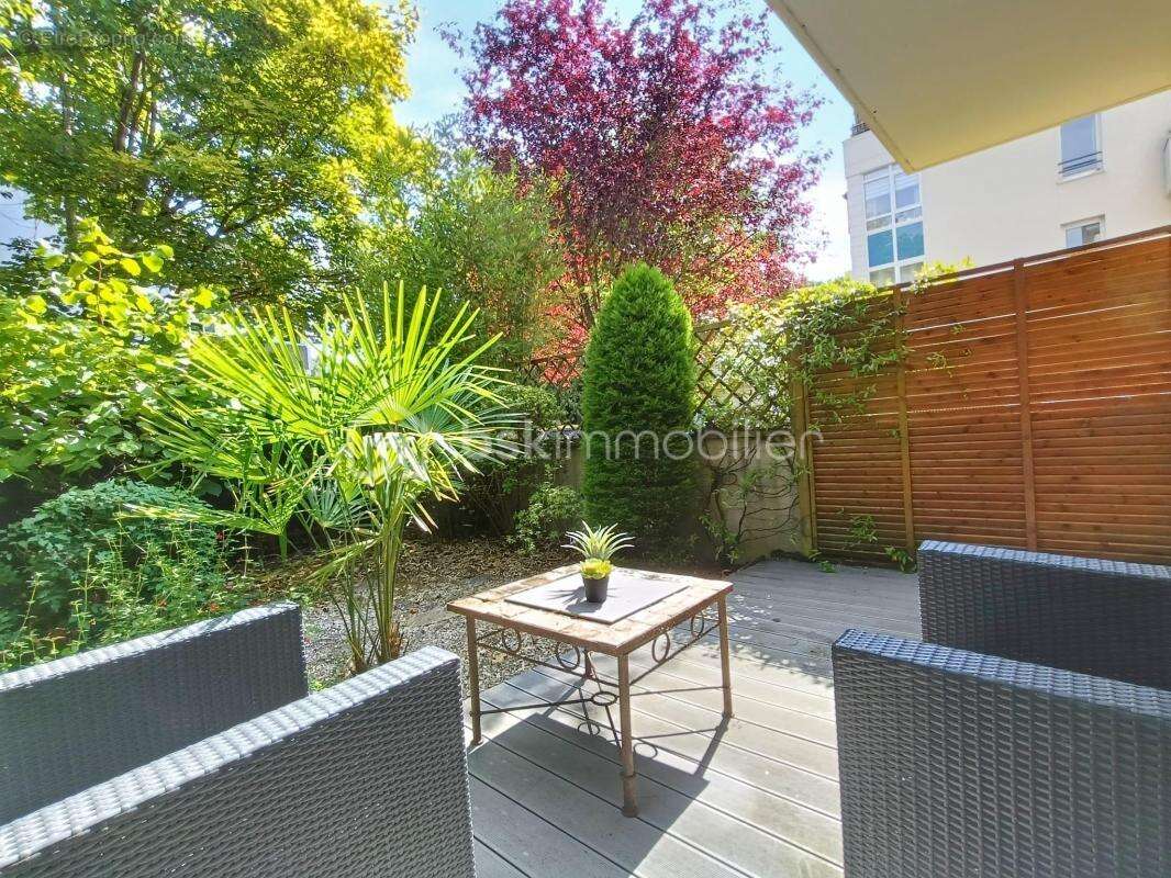 Rare ! 2 pieces avec double terrasse et jardin - photo 7