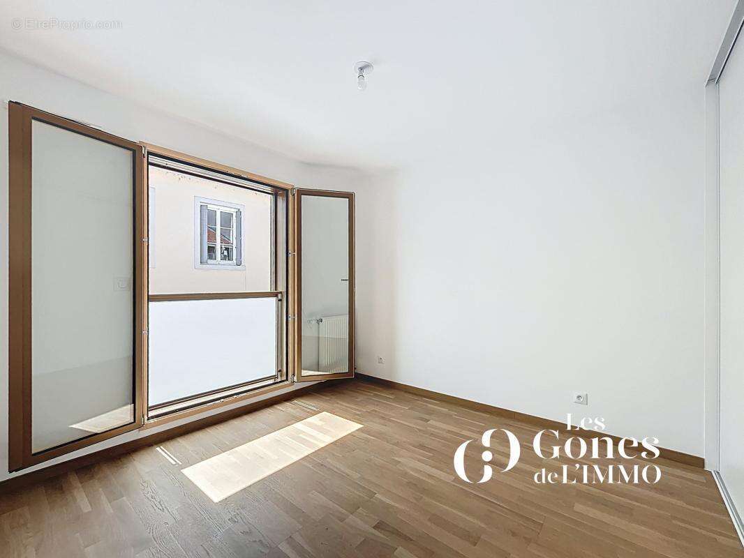 Appartement à LYON-9E