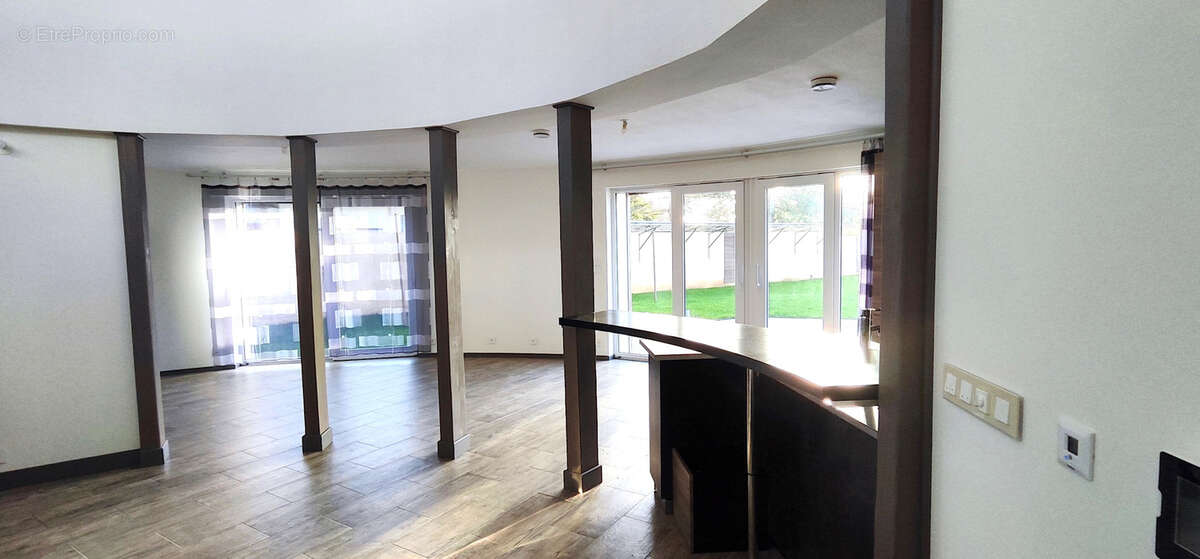 Maison à SAINT-DENIS-DE-PILE