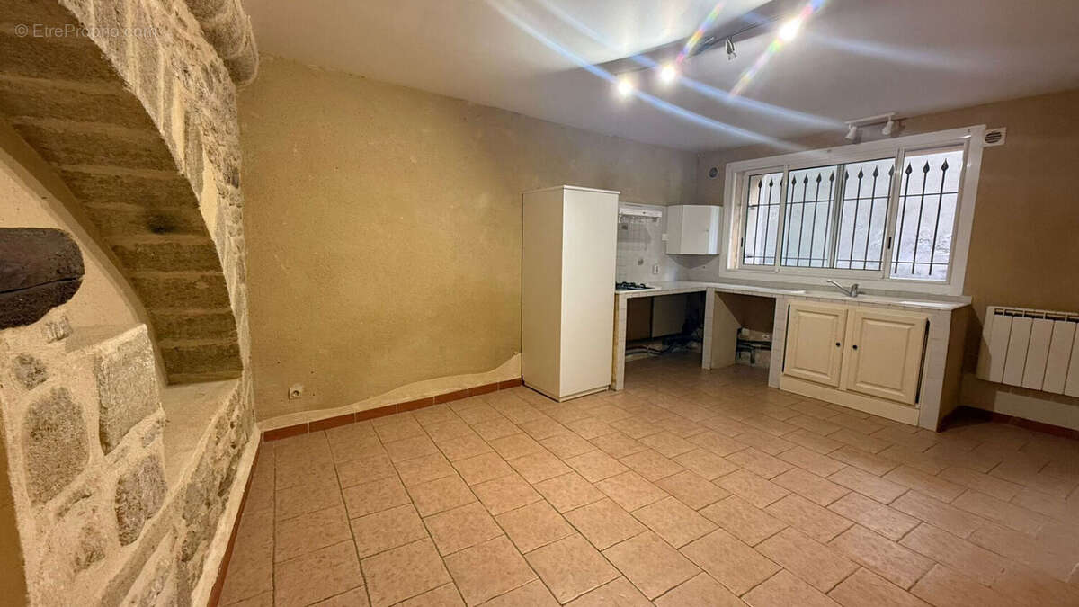 Maison de village en pierre apparente, Sernhac - photo 3