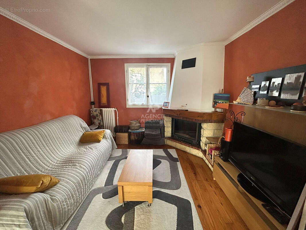 Maison à CARRIERES-SOUS-POISSY