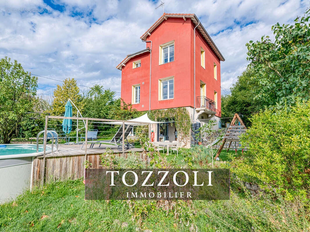 Maison à SAINT-QUENTIN-FALLAVIER