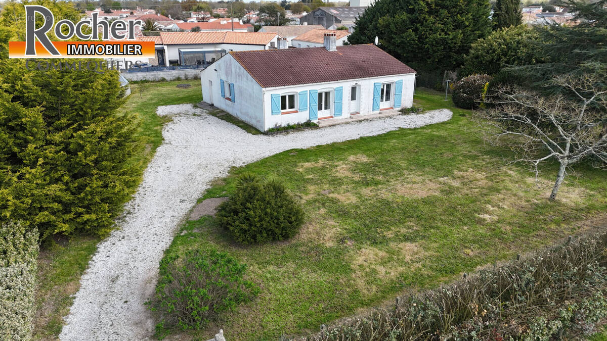 Maison à COMMEQUIERS