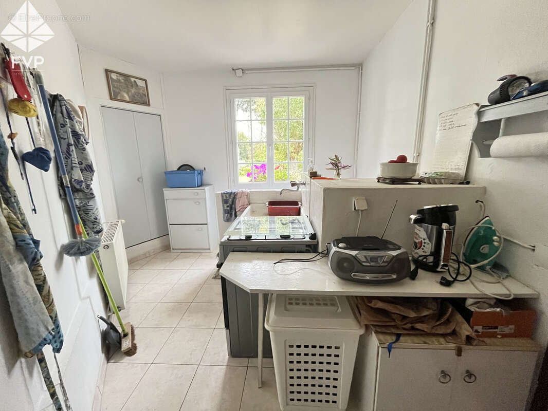 A vendre proche du littoral grande maison familiale possédant 5 chambres - photo 14