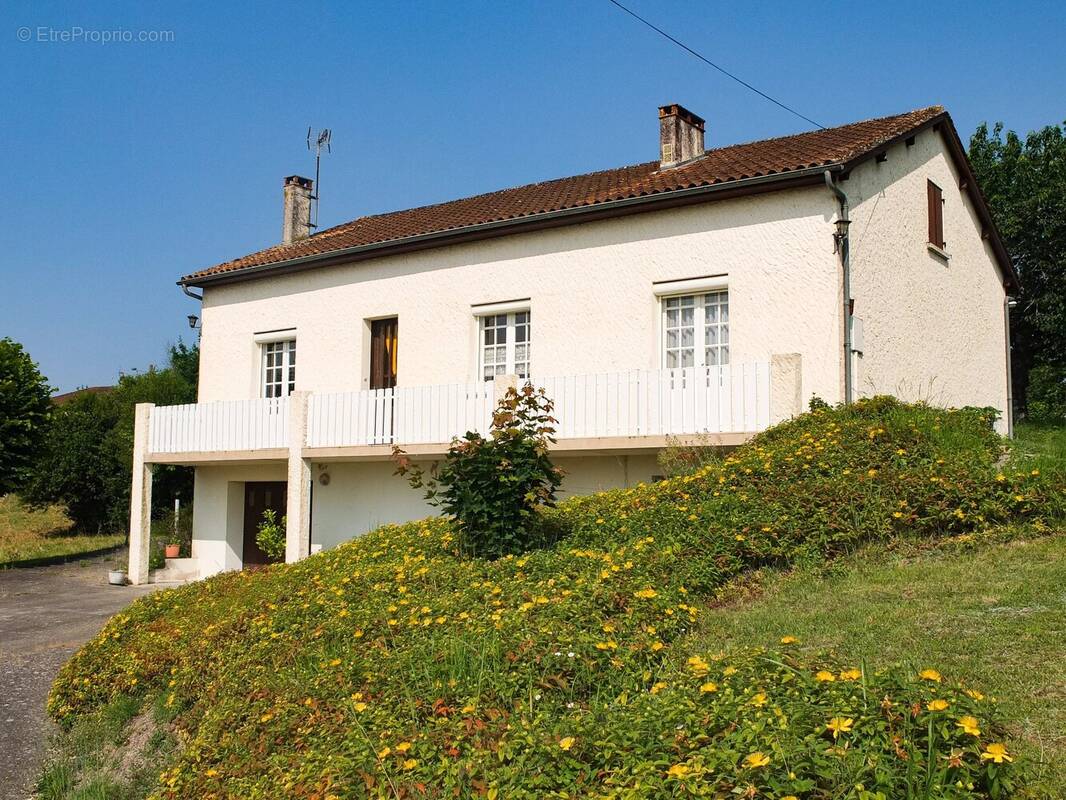 Maison à CASTILLONNES