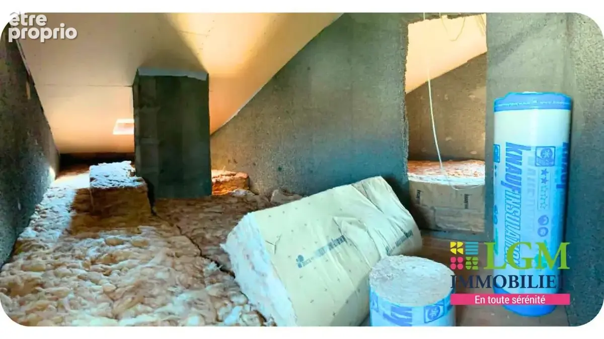 Longwy: Charmante Maison avec trois chambres, garage et terrain - photo 8