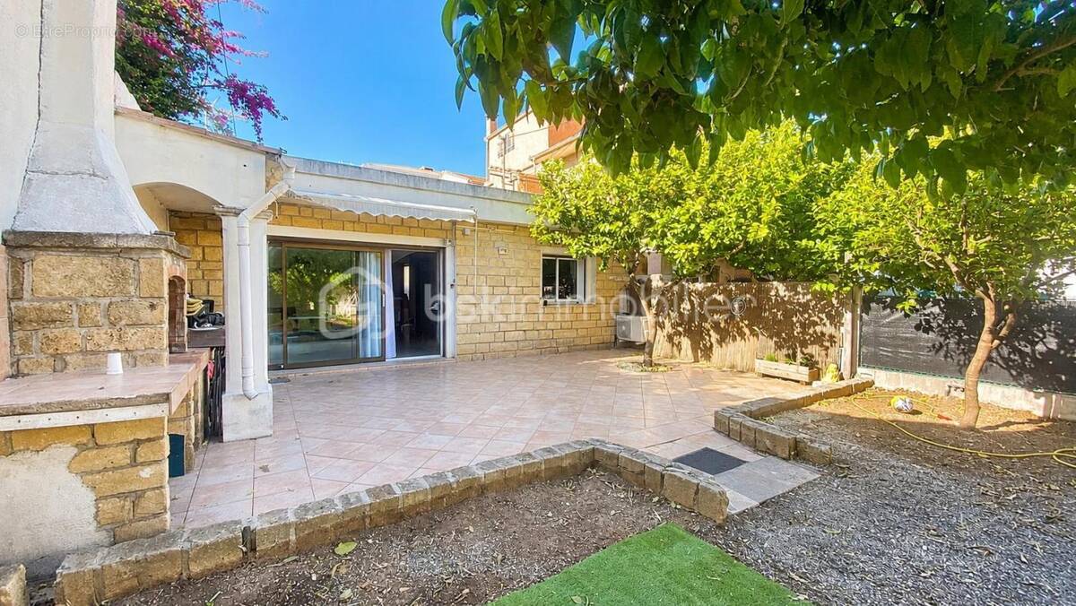 Maison à FREJUS