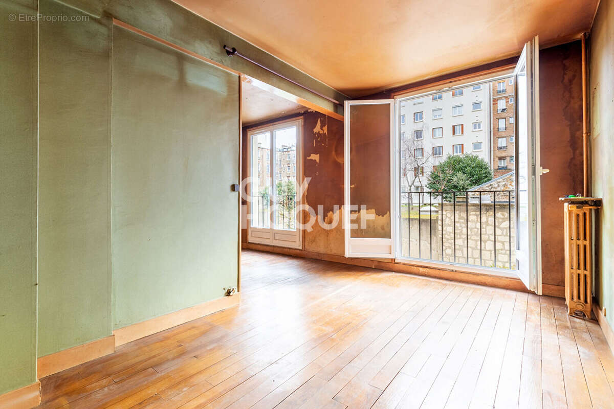Appartement à PARIS-15E