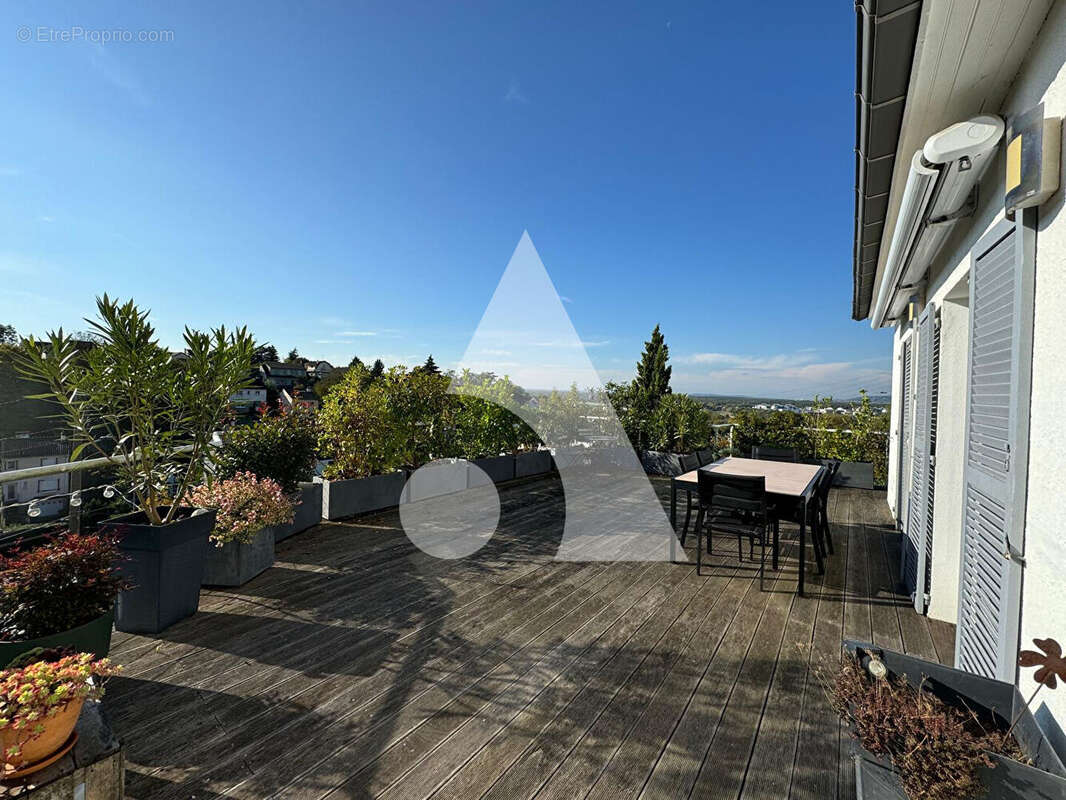 Maison à LA FRETTE-SUR-SEINE