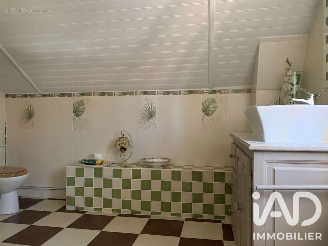 Maison 151 m² à Bergerac  - photo 6