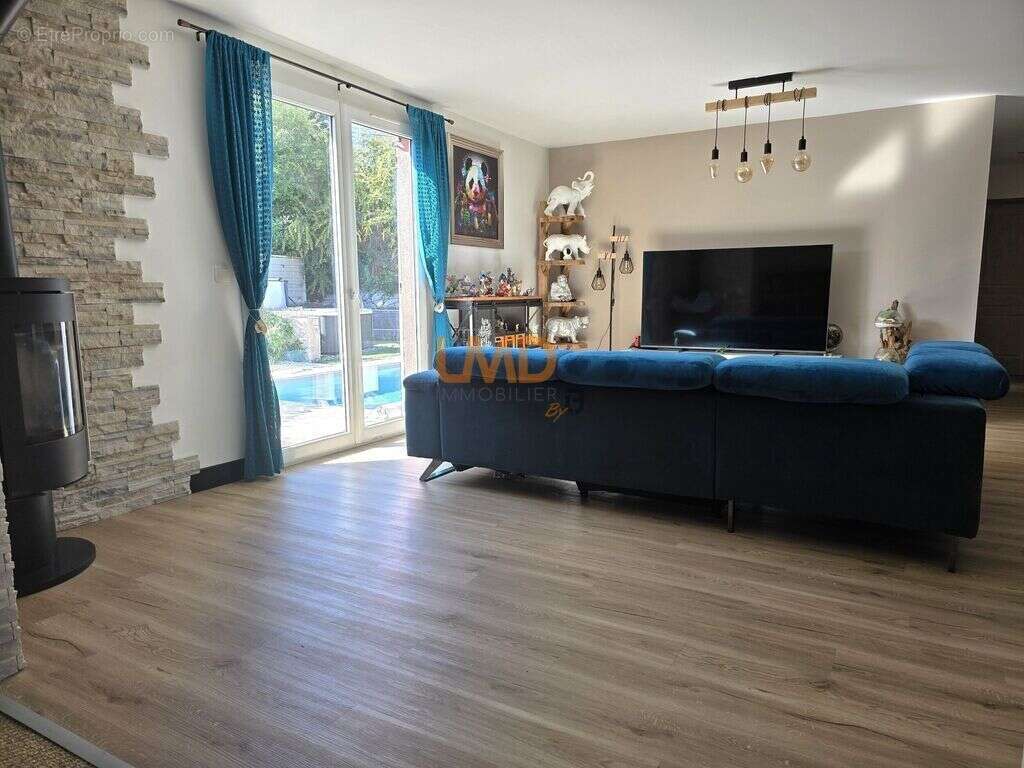 Maison à VEDENE