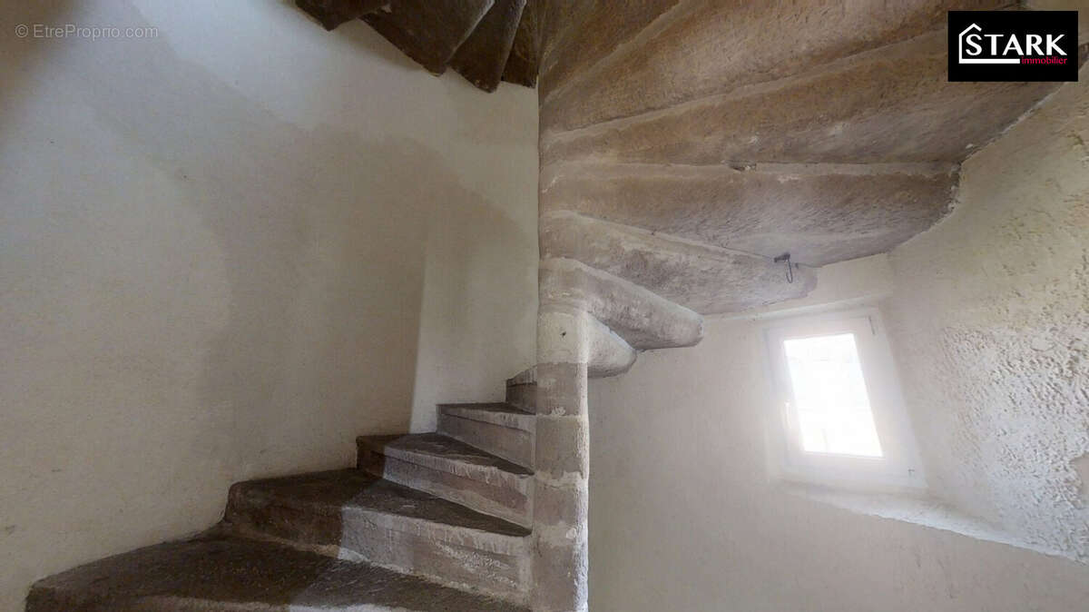 Maison à LOMONT