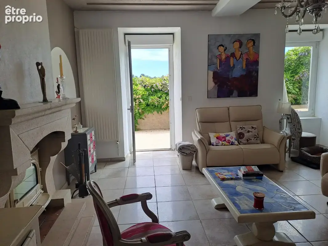 Propriété de caractère sur 3,6 hectares avec piscine - photo 8