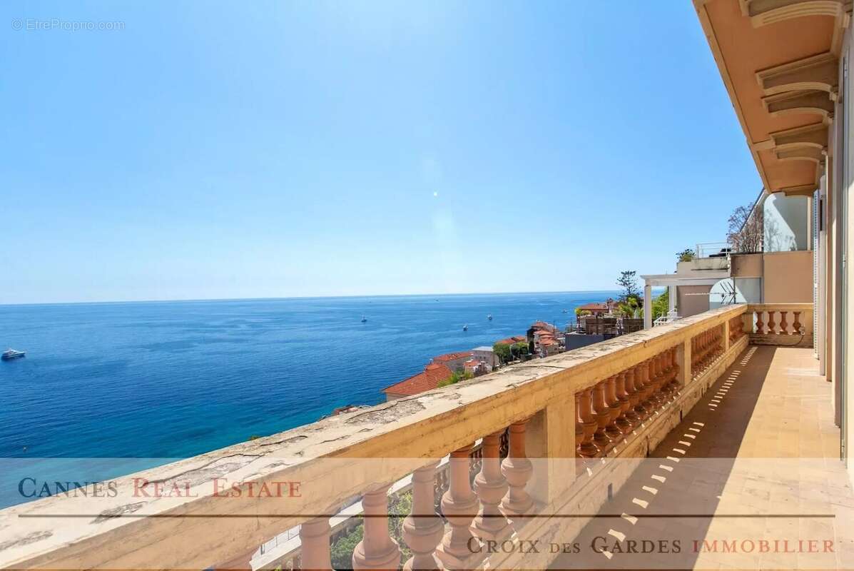Appartement à ROQUEBRUNE-CAP-MARTIN