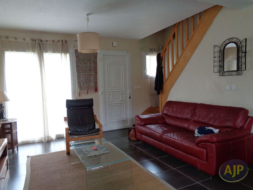 Maison à SERENT