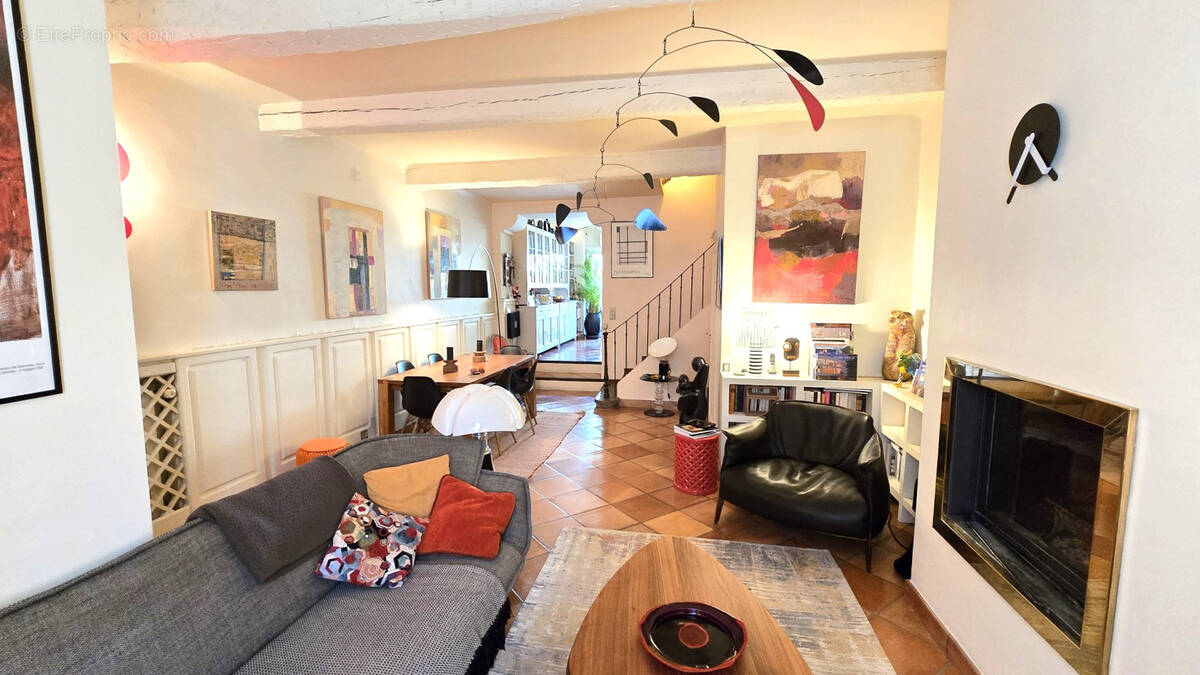 Maison à DRAGUIGNAN