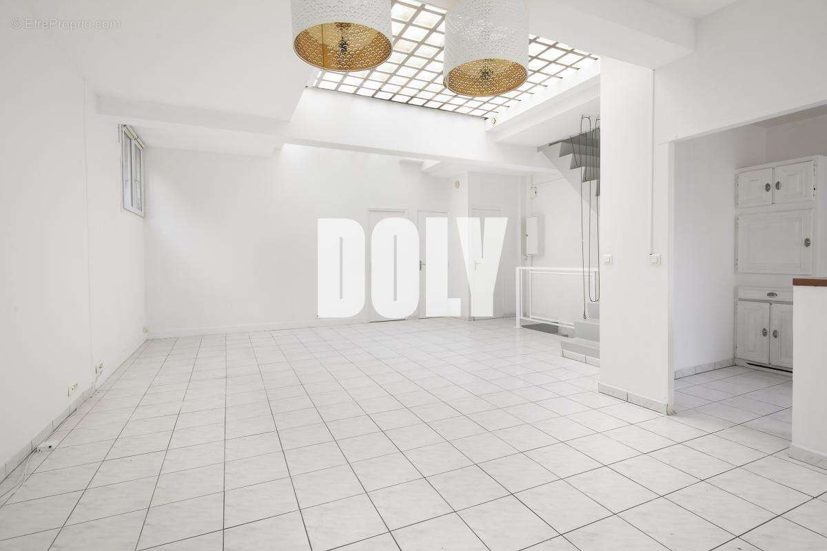 Commerce à ISSY-LES-MOULINEAUX