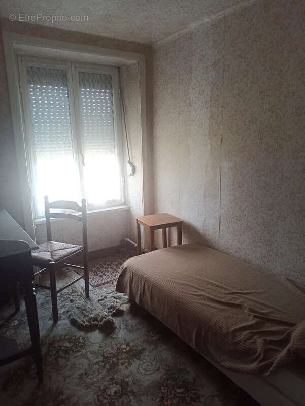 Maison à SAINT-SAMSON-SUR-RANCE