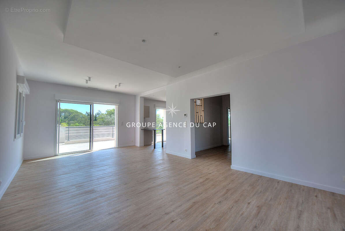 Maison à SAINT-RAPHAEL