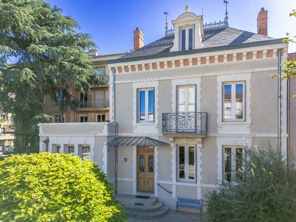 Maison à VILLEFRANCHE-SUR-SAONE