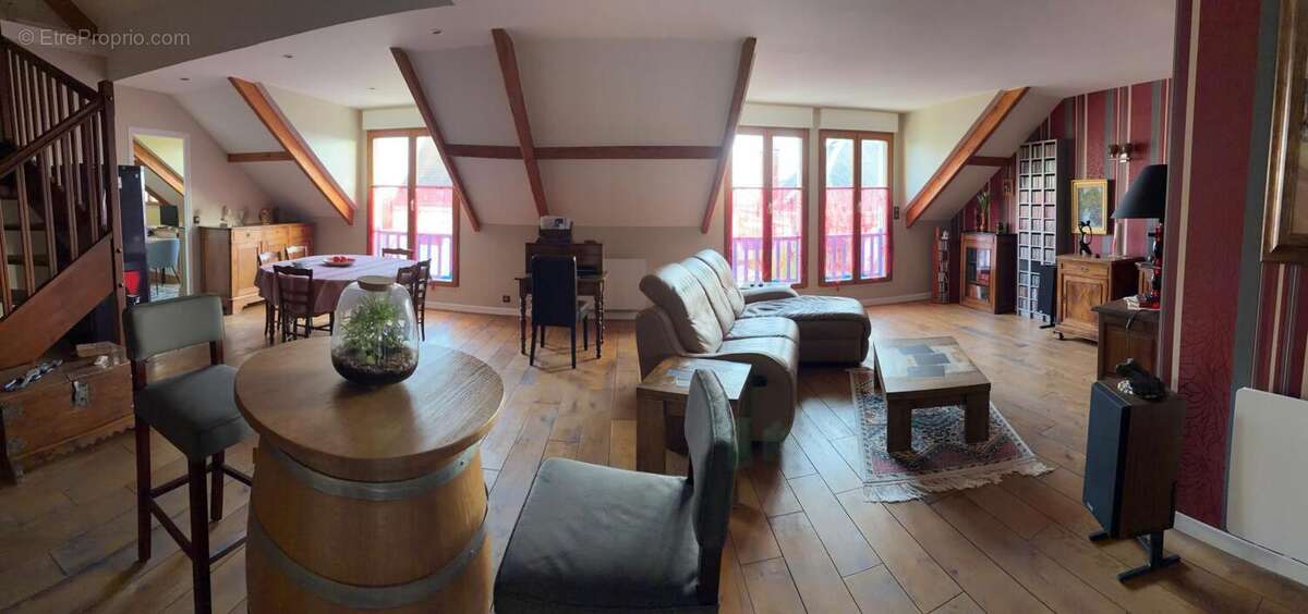 Appartement à CARRIERES-SUR-SEINE