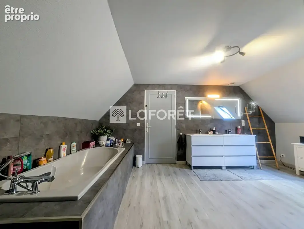 Maison Saint Pierre Les Elbeuf, 200m², 5 chambres, garages, studio - photo 11