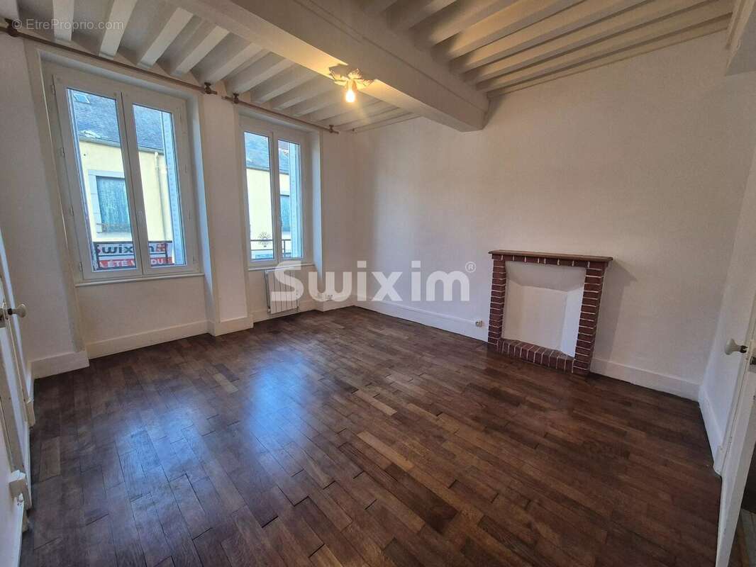 Maison à LORMES