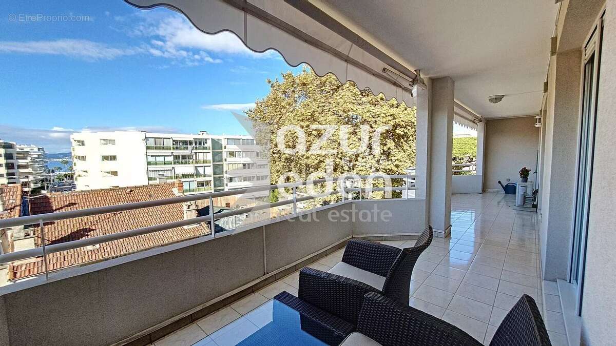 Appartement à CANNES