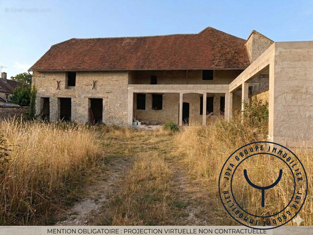 Maison à PARGUES