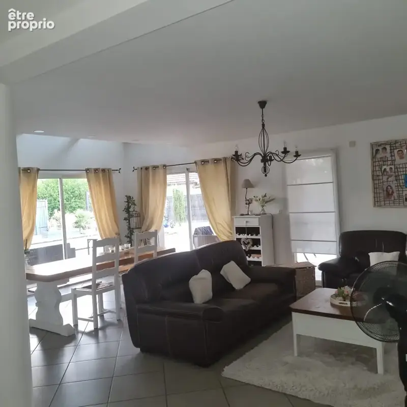 NOUVEAUTE : sur la commune de VILLE SOUS ANJOU, belle maison moderne, piscine, parcelle de terrain 1200m2 - photo 7