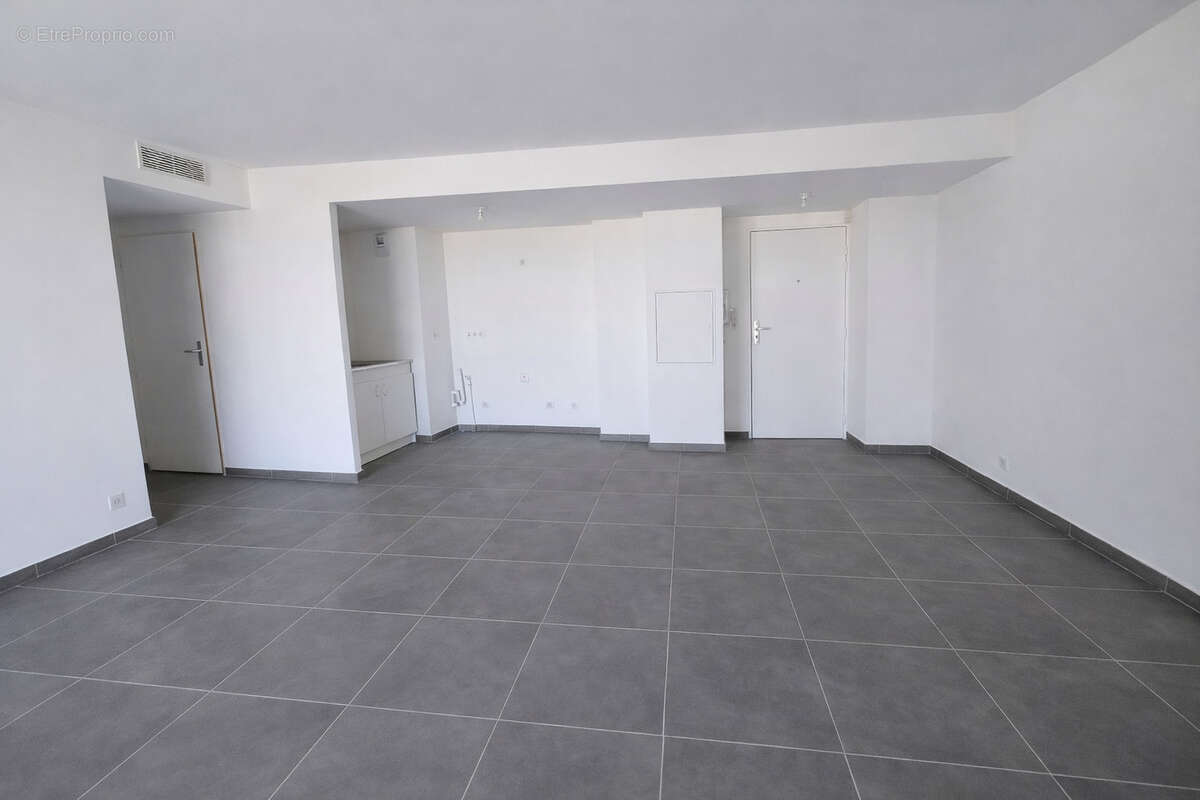 Appartement à MARSEILLE-8E
