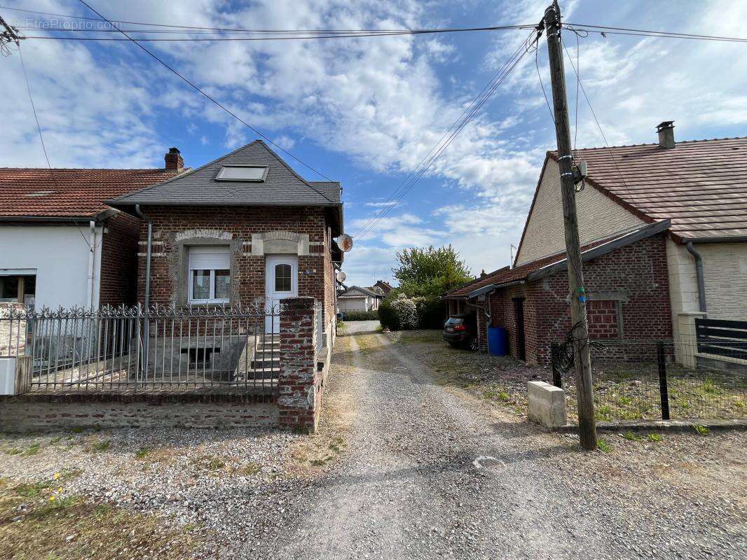 Maison à LIEZ
