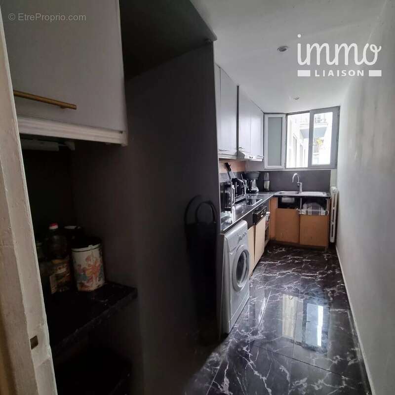 Appartement à PARIS-18E