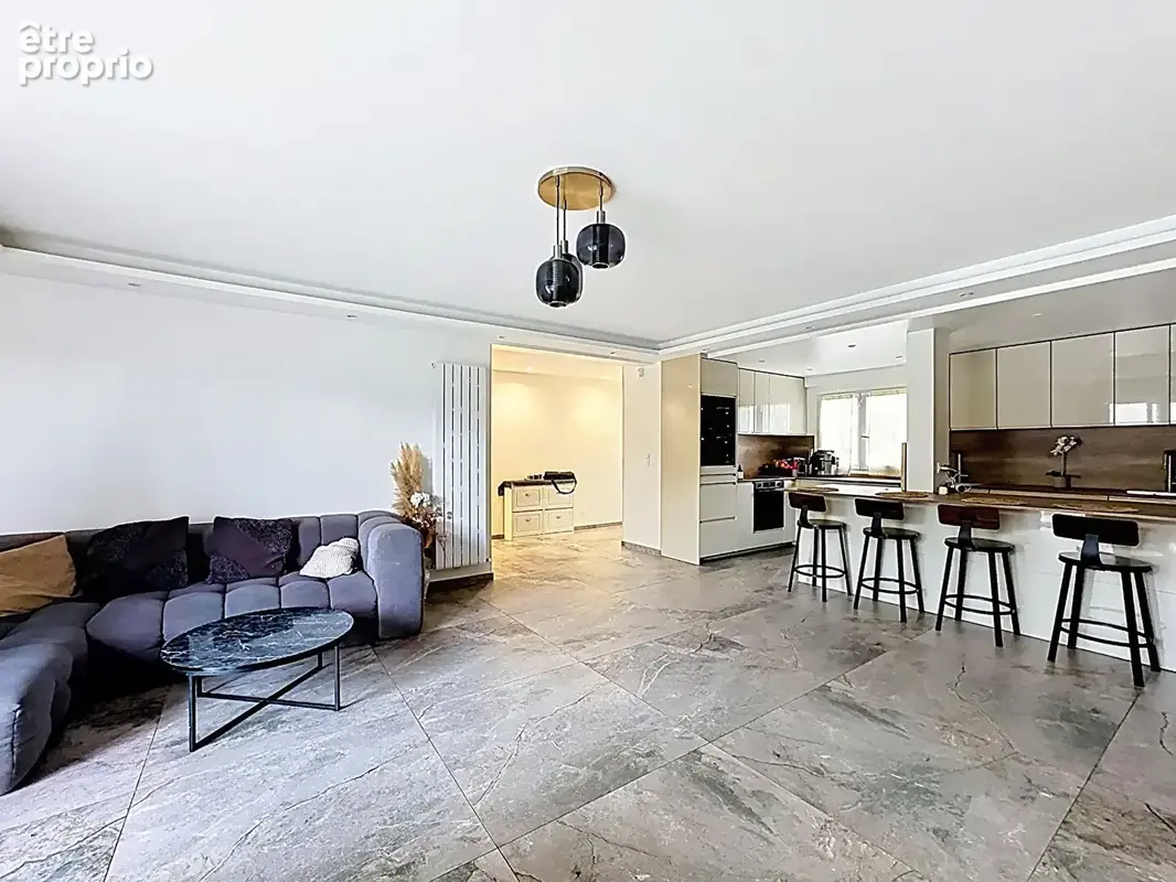 Haut Bonneuil - Maison 7 pièces de 199 m² - photo 5
