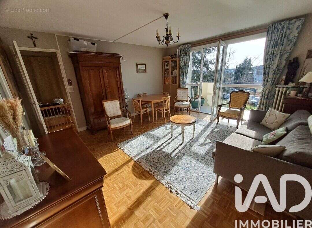 Photo 8 - Appartement à COMPIEGNE