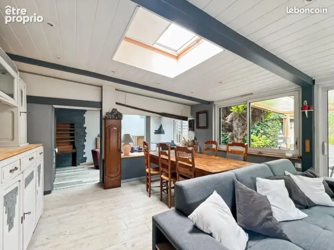 Saint herblain (44) proche commodites et grands axes maison familiale avec gite et annexes sur 1941m² - photo 8