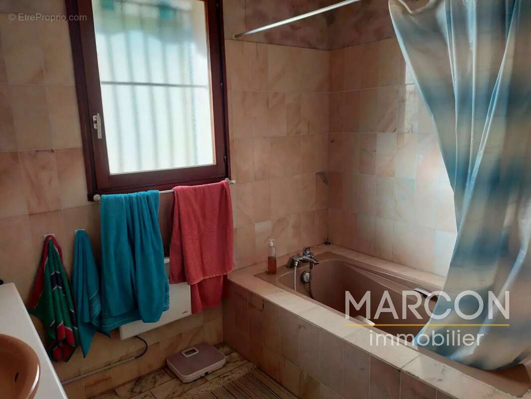 Maison à LA SOUTERRAINE