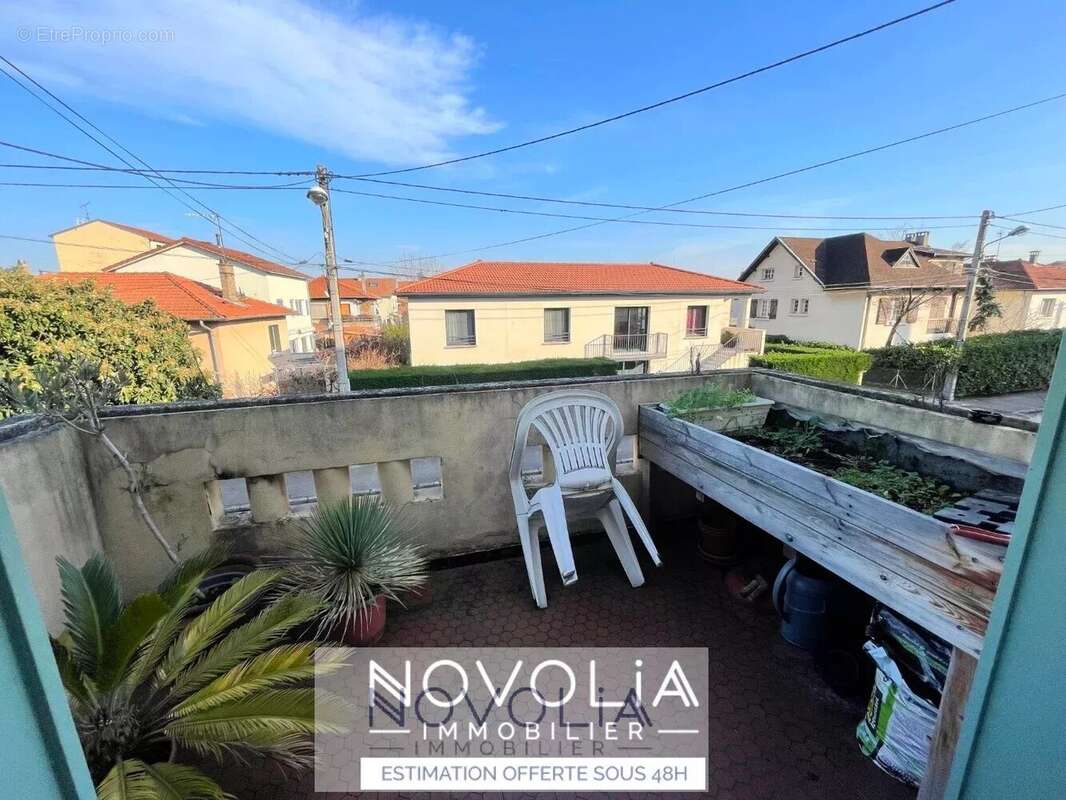 Appartement à VENISSIEUX