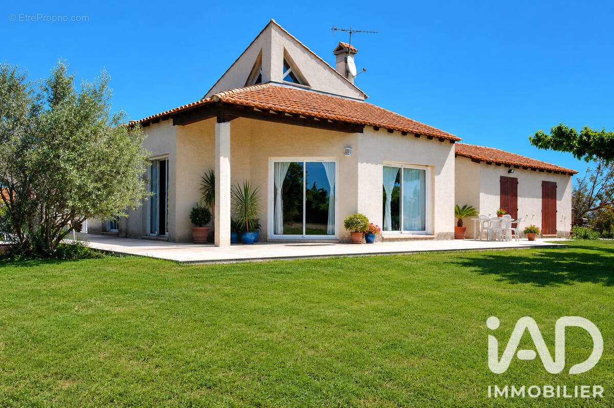Photo 1 - Maison à ARLES
